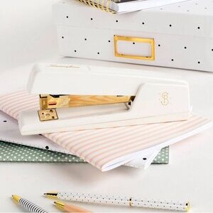 Sugar Paper Essentials • 20 Sheet Capacity Stapler White/Gold